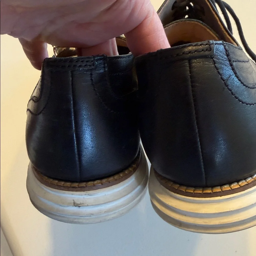 Cole Haan Men's Black Leather Dress Shoes Sz 11.5. Tub1